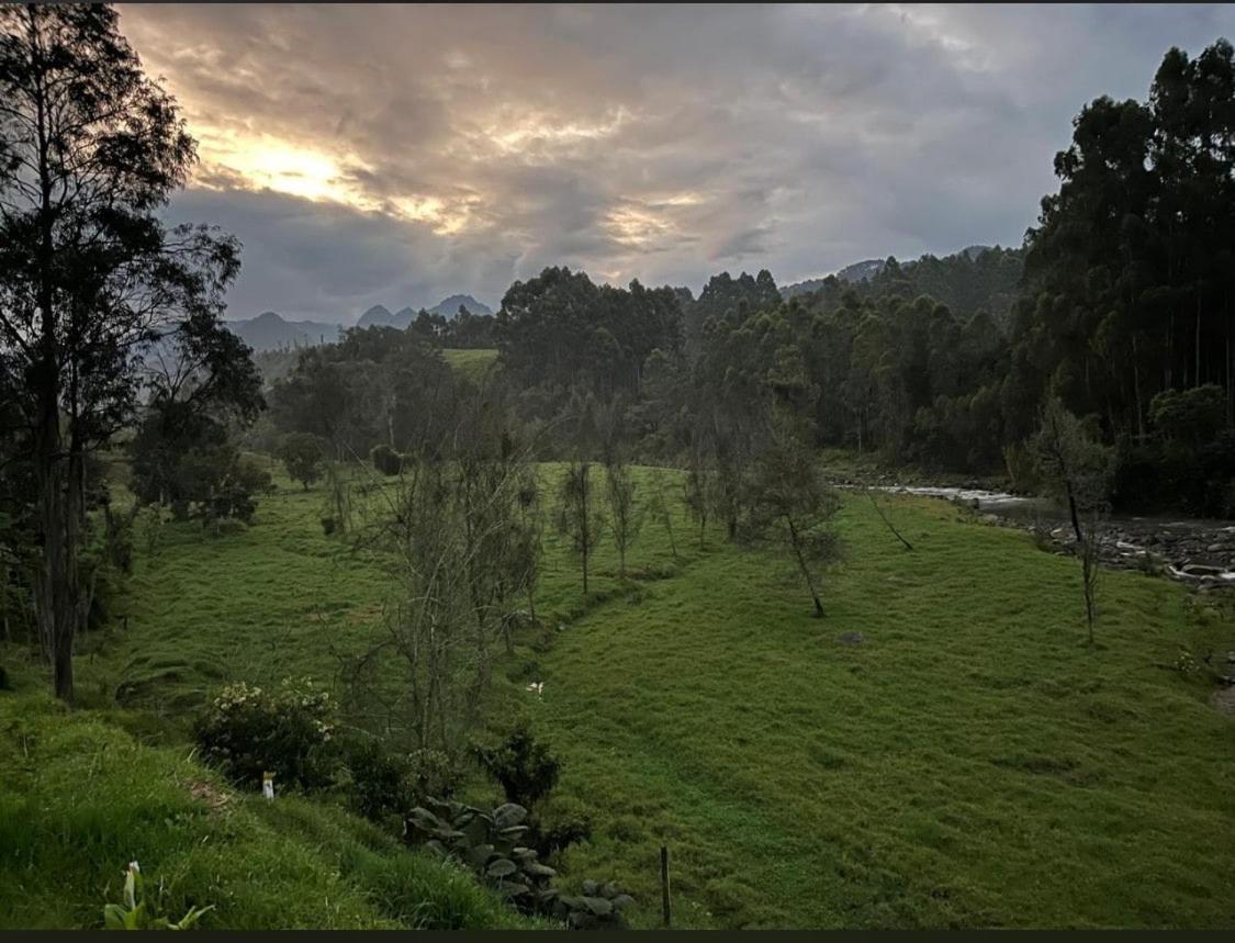 마니살레스 Alojamiento Con Vista Al Rio Y Paisajes Hermosos 빌라 외부 사진